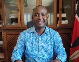 Portrait of Hassan Ali Mwadzugwe, acting Diani Municipality Manager